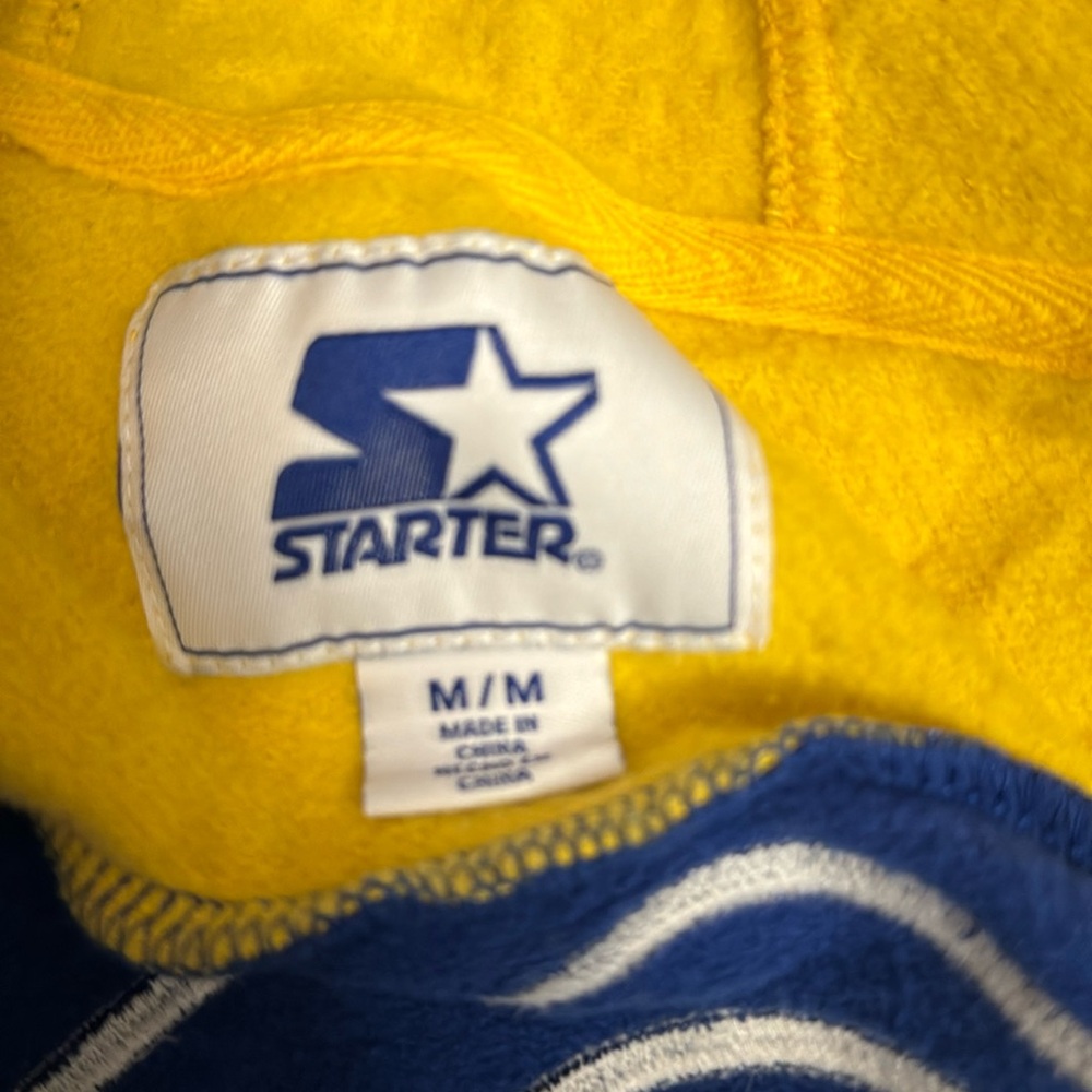 Size men’s medium LA Rams zip up Hoodie